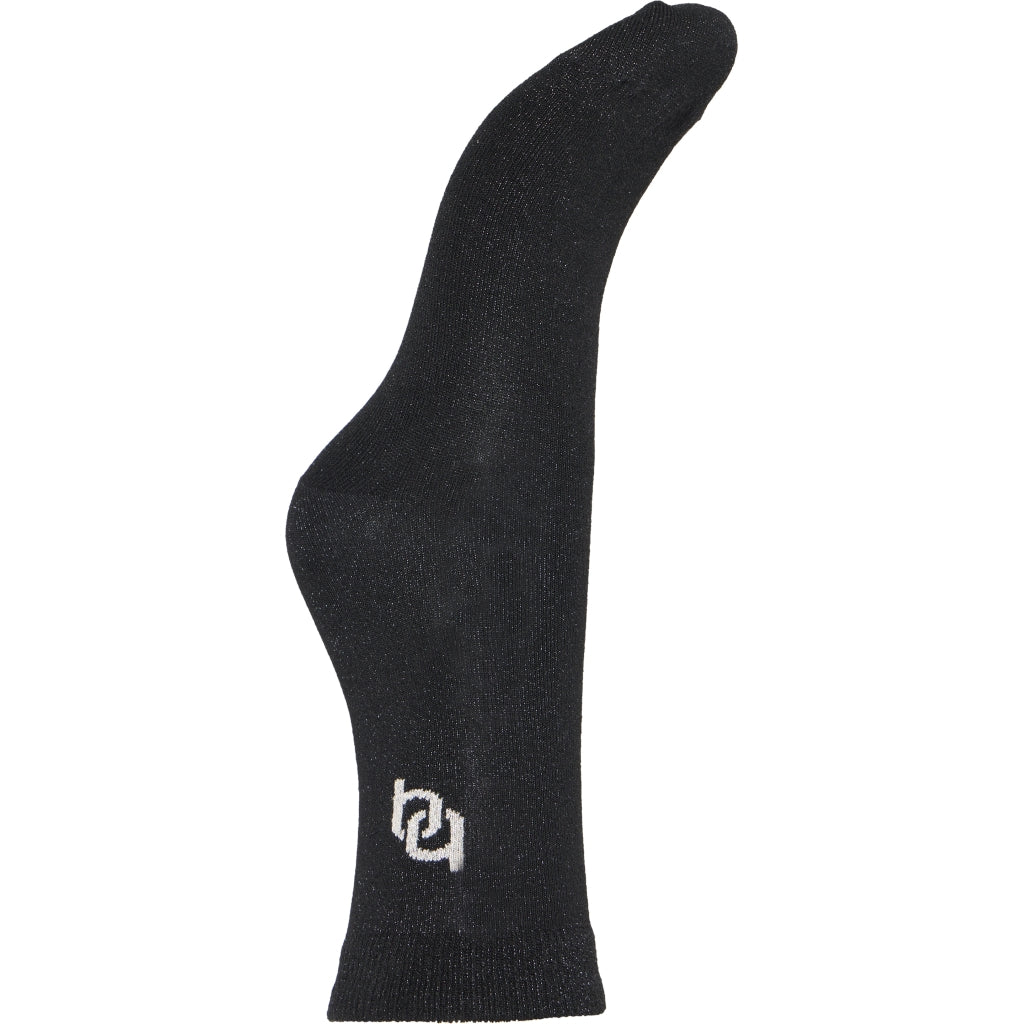 :young Dame Strømper Bawli  Black Logo Sock fra B.young hos Klædeskabet.dk 5715574004808